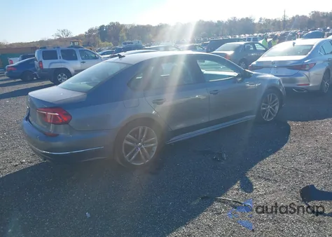 2018 Volkswagen Passat 2.0T R-Line/2.0T S из США, поврежденный, VIN 1VWAA7A31JC043469